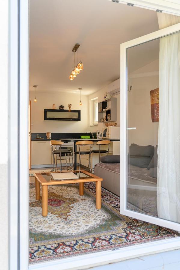 Apartman Mira ซาราเยโว ภายนอก รูปภาพ