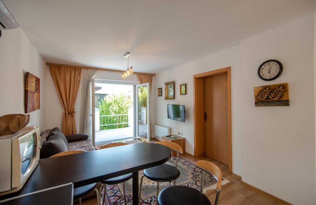 Apartman Mira ซาราเยโว ภายนอก รูปภาพ