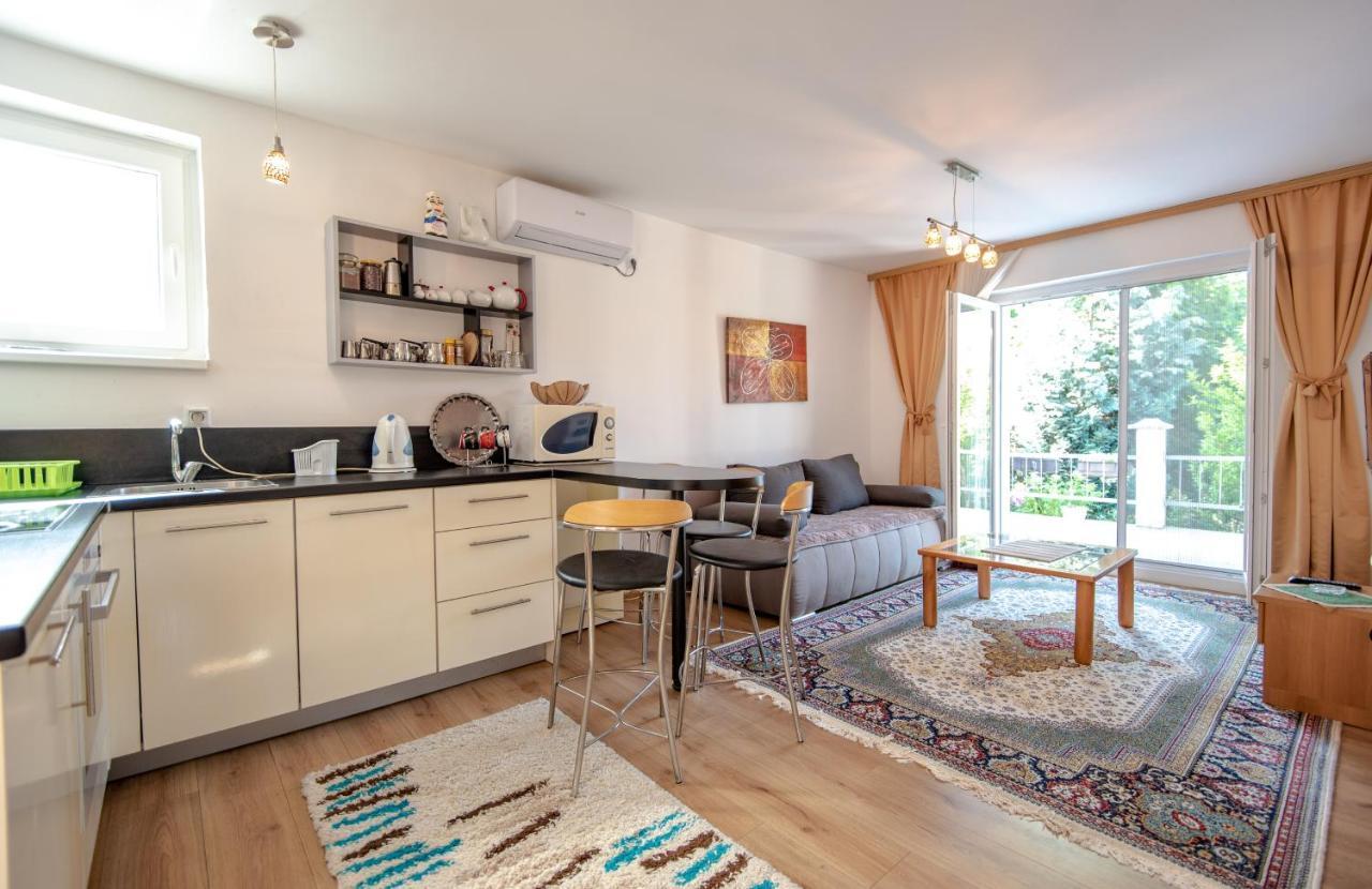 Apartman Mira ซาราเยโว ภายนอก รูปภาพ