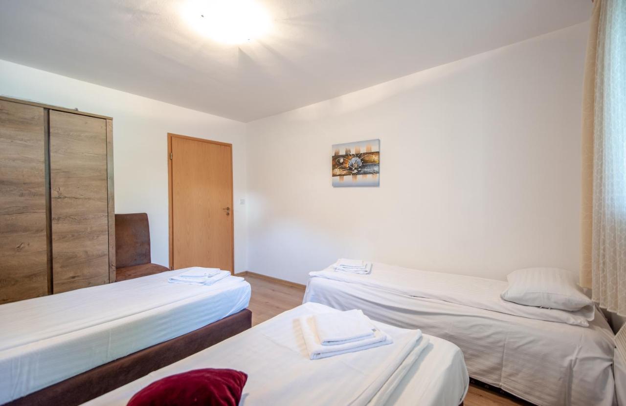 Apartman Mira ซาราเยโว ภายนอก รูปภาพ